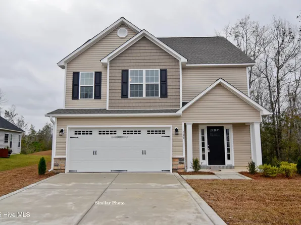 1000 Carthage Loop, Jacksonville, NC 28546