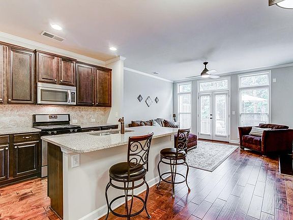 5th image of 1246 Lavista Cir NE #1246
