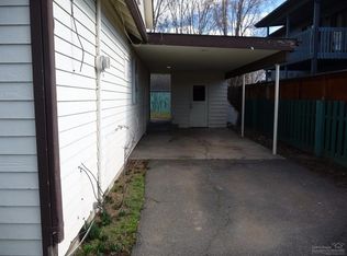 127 SE 8th St, Madras, OR 97741