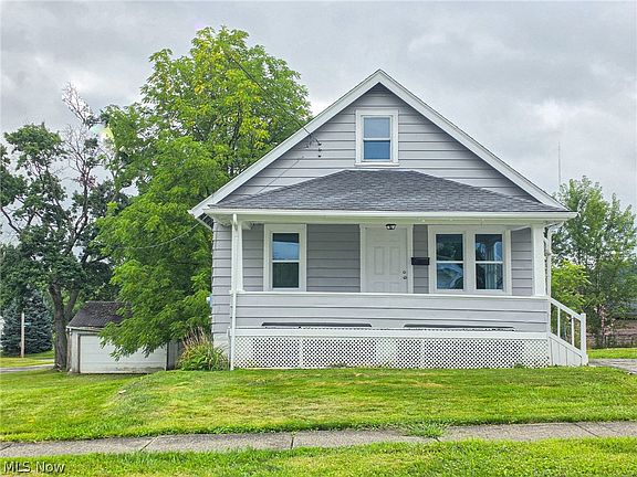 3rd image of 875 Cameron Ave