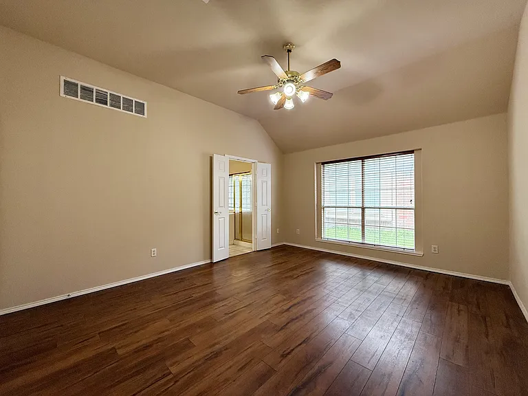 6000 Arlington Dr — Photo 22