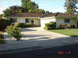 5th image of 2965 Miles Dr