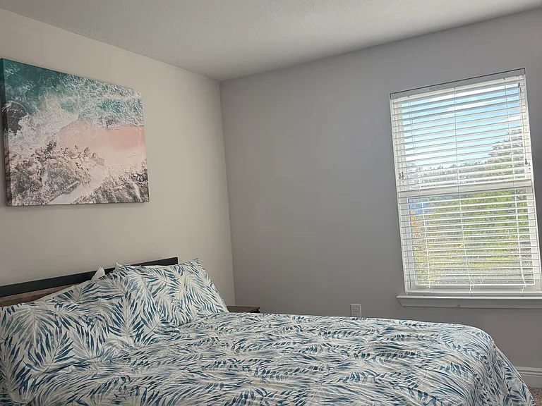 1887 Pointe Dr — Photo 18