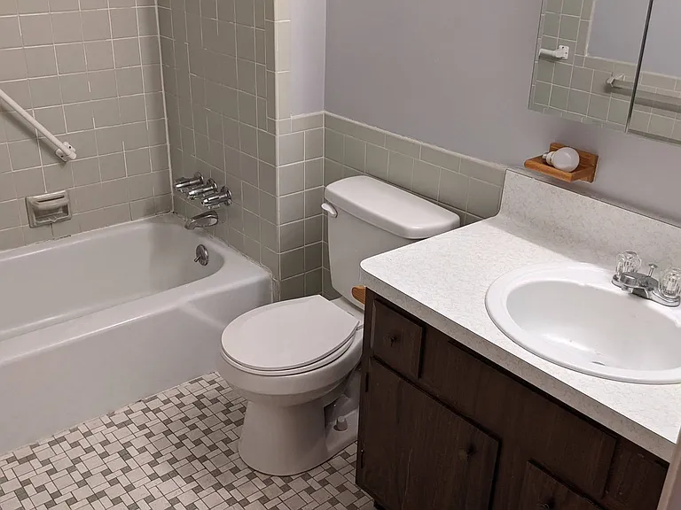 Willow View Apartments — Photo 16