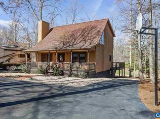 22 Barrett St, Palmyra, VA 22963