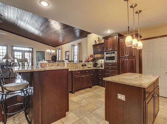 2nd image of 8340 Stewarts Bend Dr