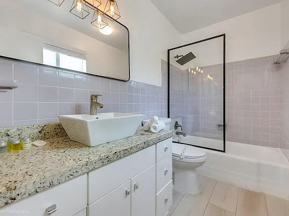 1250 Arthur St — Photo 10