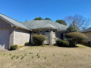 5207 Windsor Ln, Northport, AL 35473