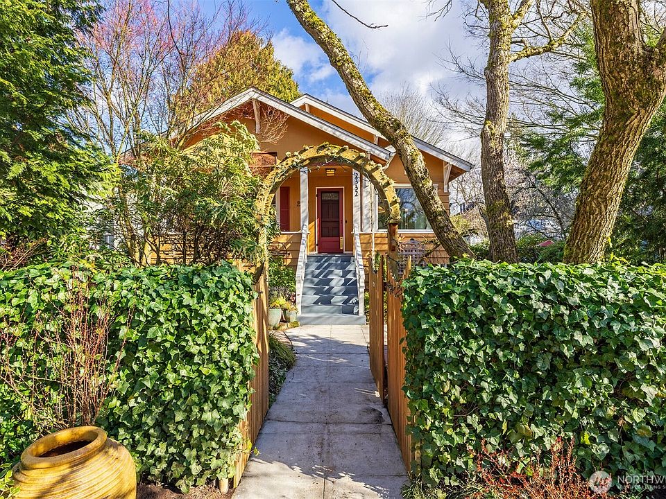 1st image of 2332 45th Avenue SW