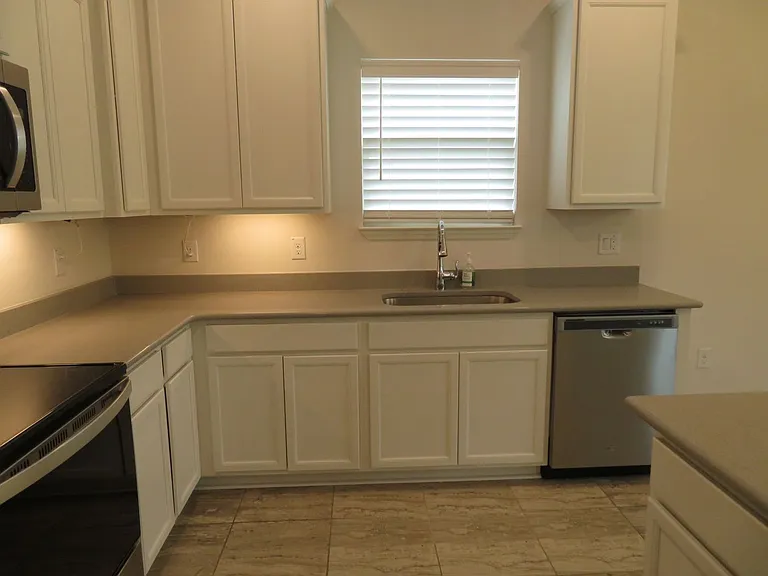 368 Sandcrest Cir — Photo 6