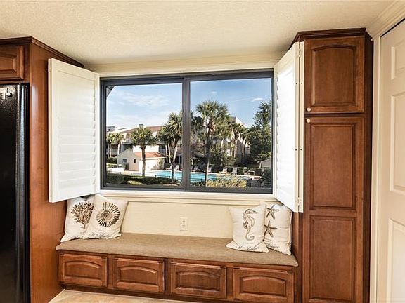 5th image of 513 Haven Point Dr #0