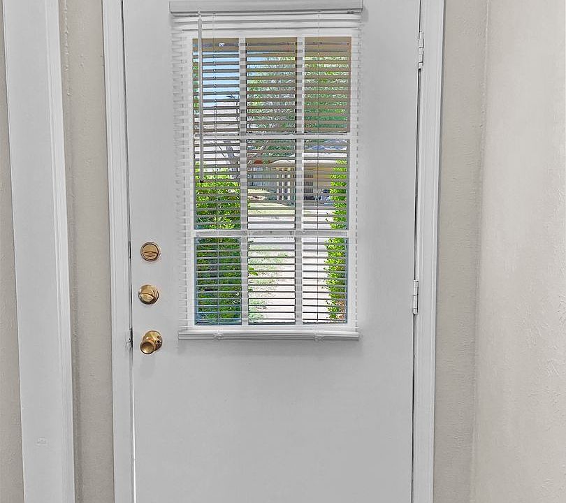 1st image of 626 Overlook Ct