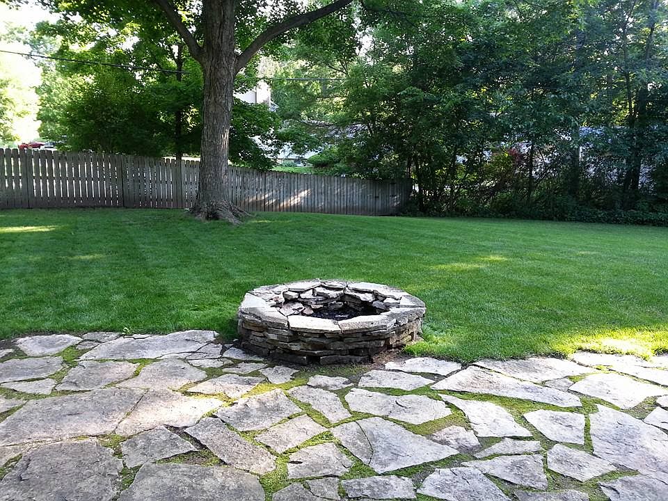 2nd image of 1904 Boscobel Ct