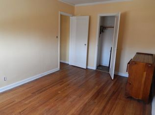 14420 72nd Dr, Flushing, NY 11367