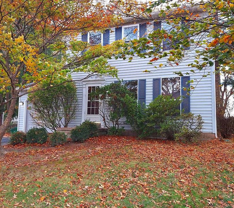 1st image of 2009 Laurel Glen Dr