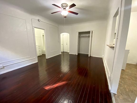 3rd image of 849 S Oxford Ave #108