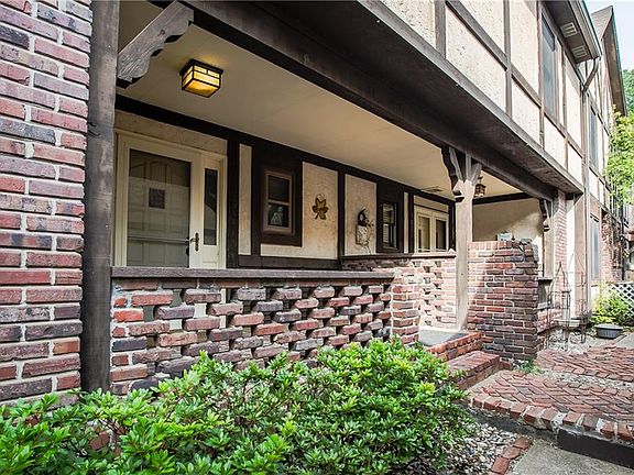 3rd image of 7054 Lakeshore Dr