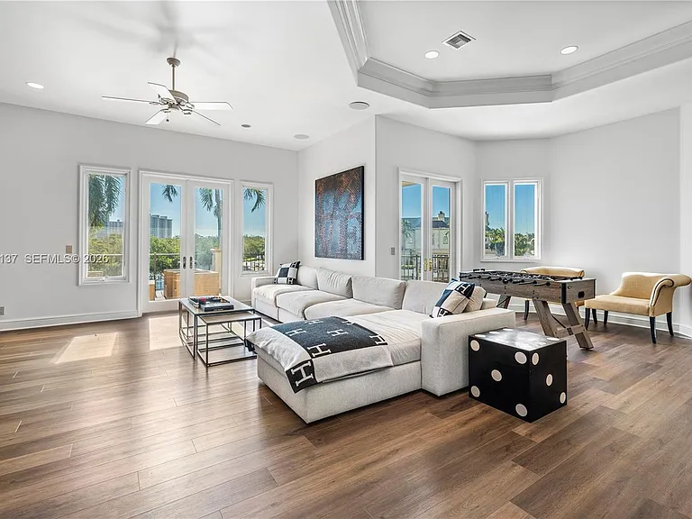 4900 Sanctuary Ln — Photo 33