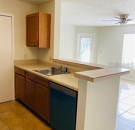 3rd image of 6136 Westgate Dr APT 103