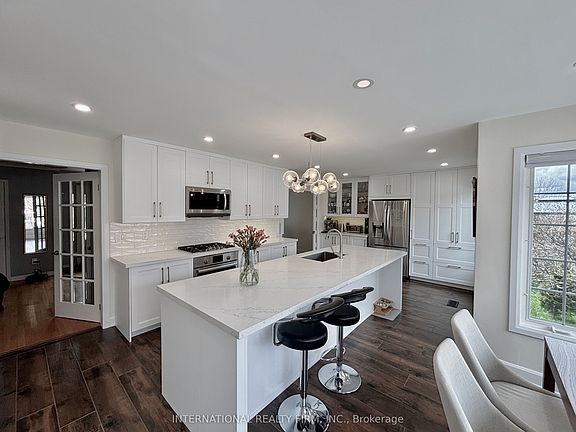 5th image of 168 Willow Ln