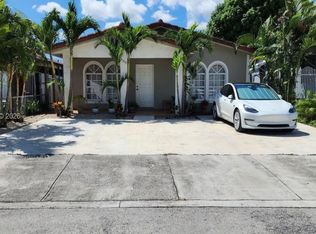 880 E 26th St, Hialeah, FL 33013