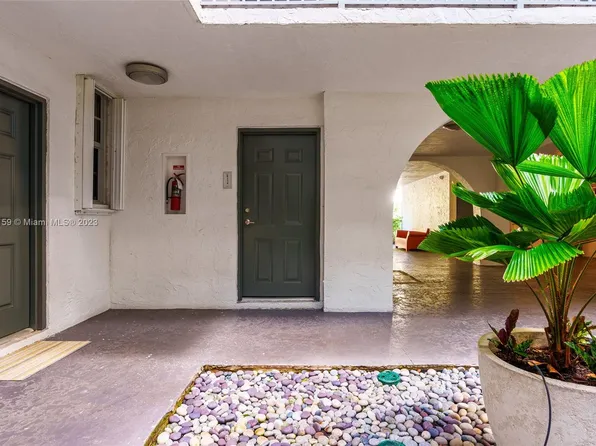 750 NE 64th St APT B114, Miami, FL 33138