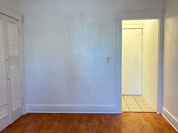 5th image of 1237 S Alvarado St #105