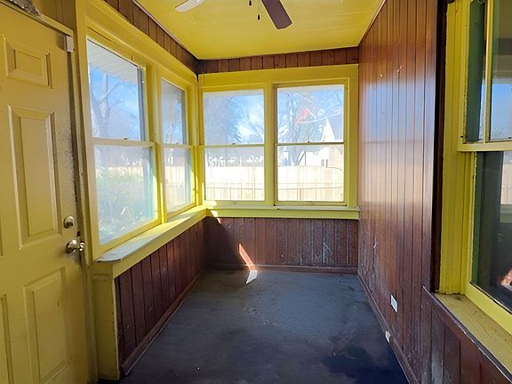 3rd image of 1015 New Jersey St