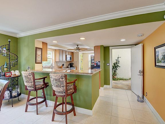 4th image of 1 Harbourside Dr APT 4407