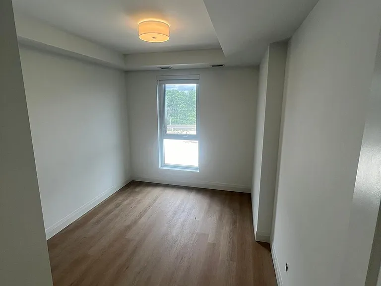 1333 Weber St E #501 — Photo 17