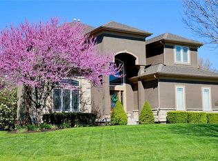 16620 Rosewood St, Overland Park, KS 66085