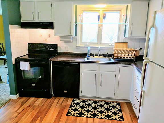 5th image of 71 Georgian Ln APT 5