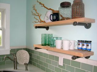 46 Blossom Ave, Osterville, MA 02655