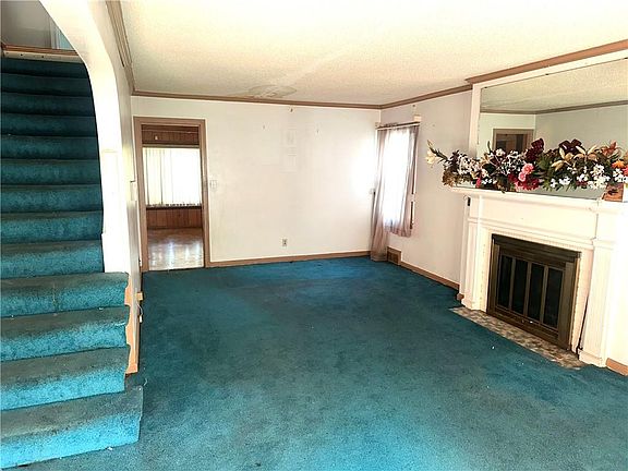 5th image of 7427 Harrison St