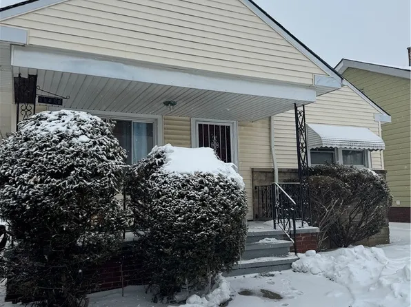 13809 Christine Ave, Garfield Heights, OH 44105