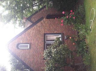 7040 18th Ave NE, Seattle, WA 98115