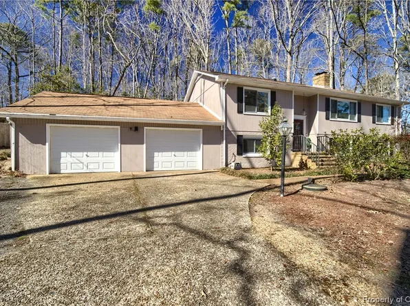 7670 Roaring Springs Rd, Gloucester, VA 23061