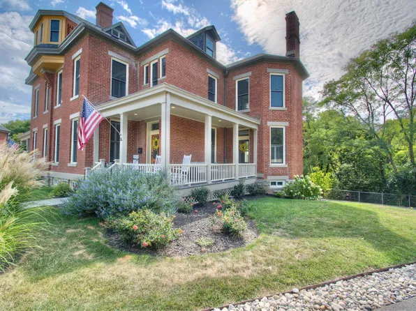 14 Alexander Cir, Fort Thomas, KY 41075