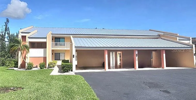 2 bed, 2.0 bath, 1282 sqft, $3,500 — Photo 2