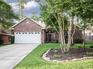 118 N Willow Point Cir, Spring, TX 77382