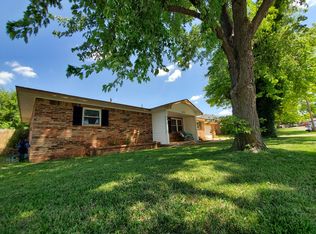 417 S 23rd Pl, Clinton, OK 73601
