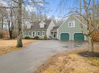 53 Metacomet Rd, Middleboro, MA 02346