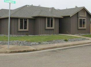 7 Shadowbrook Ct, Loleta, CA 95551