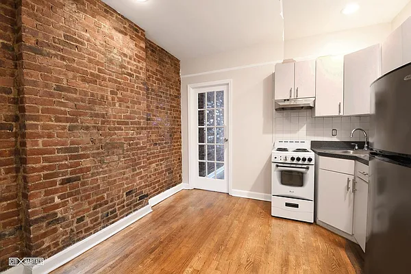 Rented by Citi Habitats | media 13