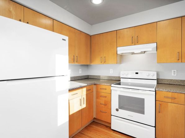 13515 SE Holgate Blvd APT 15