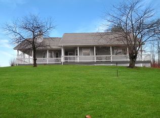 4305 Indian Camp Trl, Howell, MI 48855