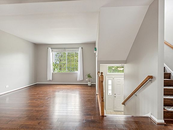 4th image of 9406 W 141st St