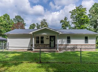 1092 Pilgrims Rest Rd, Mckee, KY 40447