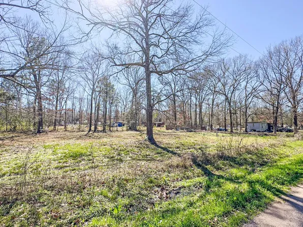 Dotty Creek St, Coldspring, TX 77331