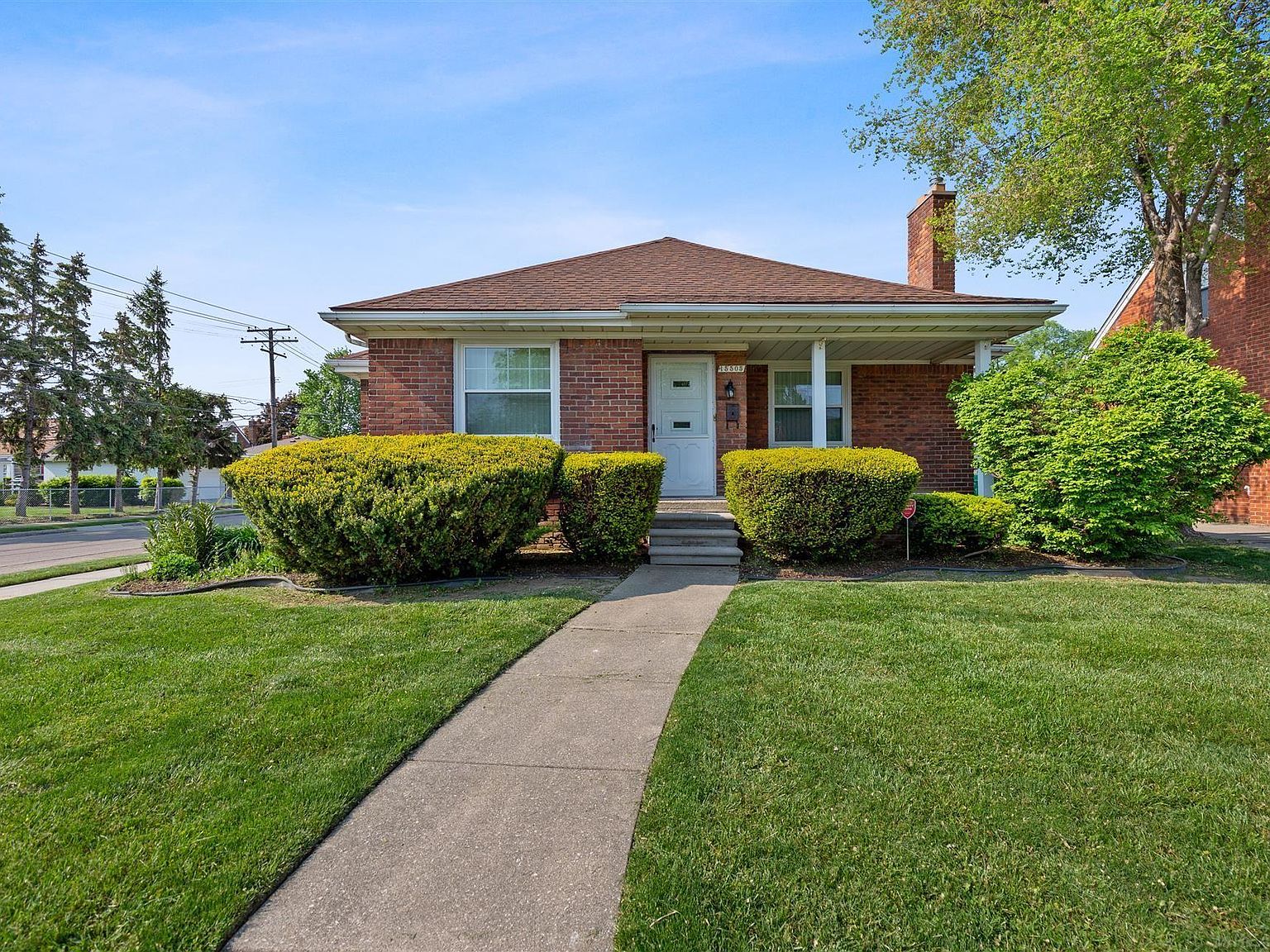 15505 Collinson Ave, Eastpointe, MI 48021 Zillow